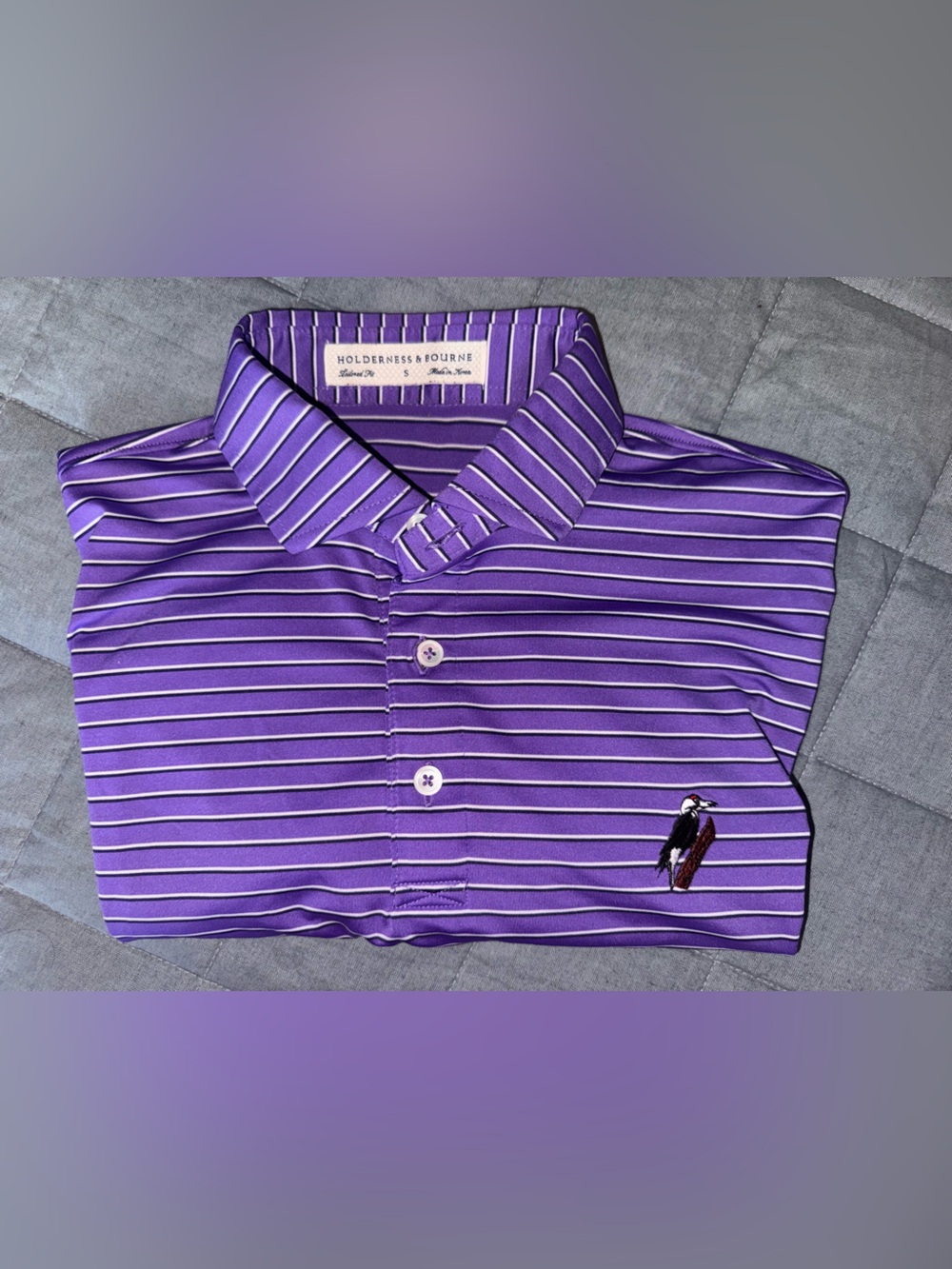 Holderness & Bourne Mens Tailored Fit Purple Golf Polo. Size Small. Woodpecker.